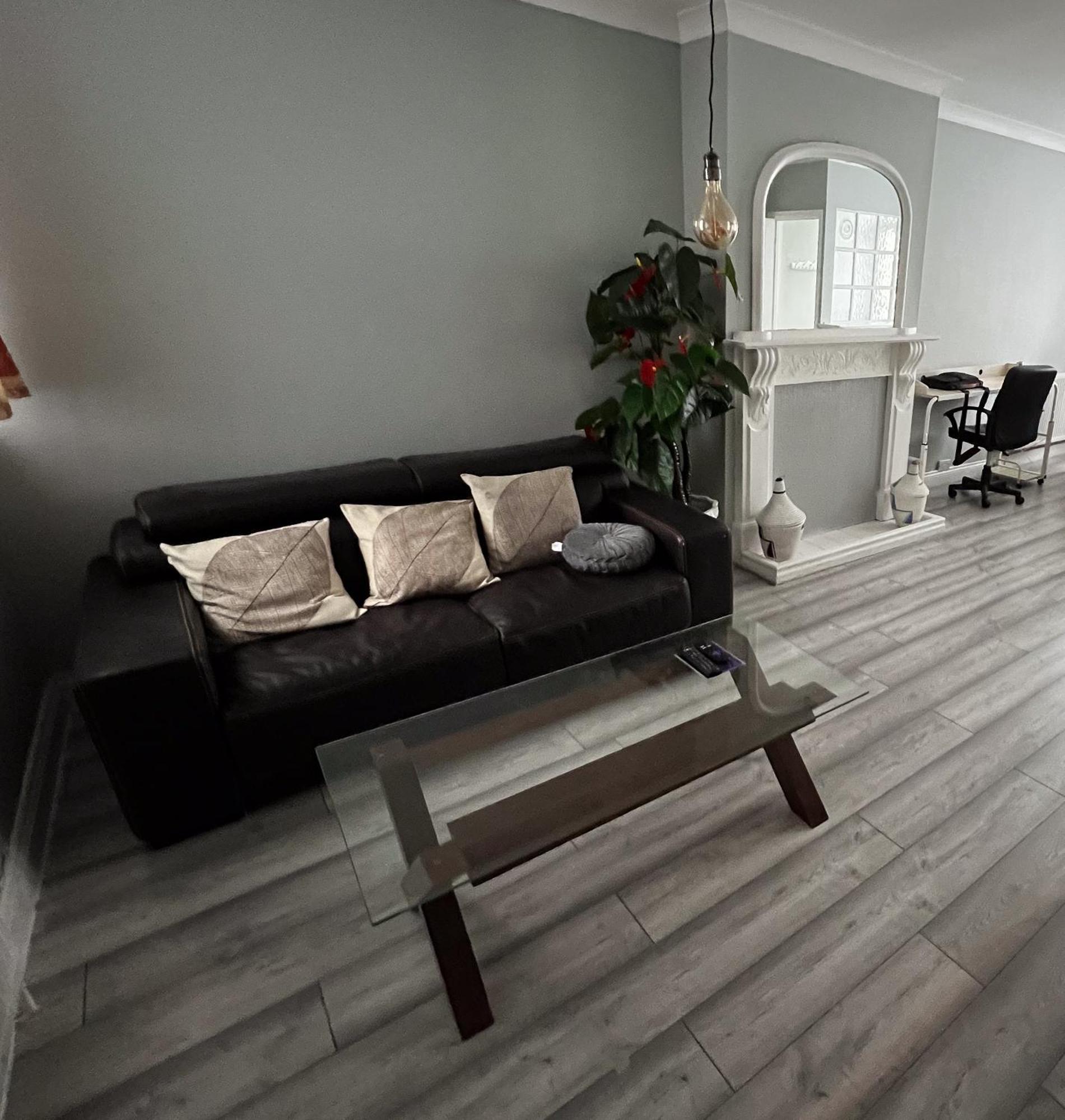 Spacious Retreat - Remote Worker & Family Friendly Portsmouth Exterior foto